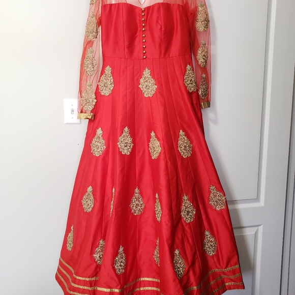 Red indo-western gown - Picture 9 of 9